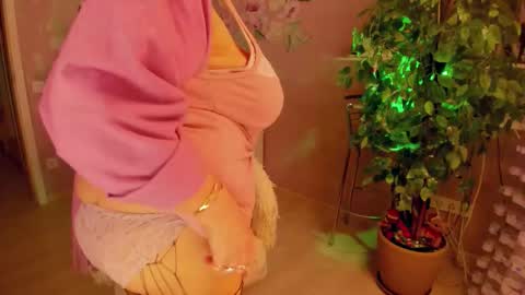 Snapshot of rebekkacharm chatting on October 18, 5:17 pm rebekkacharm online show from October 18, 5:17 pm
