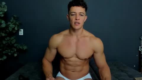 twitter REECET26 instagram RECCETAYLOR online show from December 4, 1:49 am