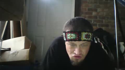 Snapshot of recka810 chatting on February 16, 2:10 pm recka810 online show from February 16, 2:10 pm