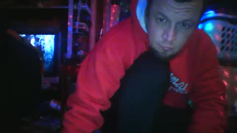 Snapshot of recka810 chatting on March 3, 10:17 am recka810 online show from March 3, 10:17 am