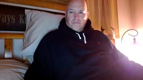 Snapshot of recman15 chatting on October 11, 1:32 am Mtn. Man online show from October 11, 1:32 am
