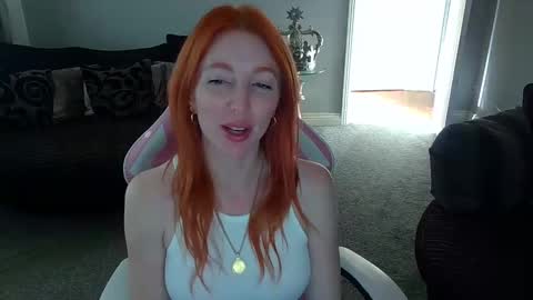 Snapshot of red_firesquirt chatting on February 24, 2:26 pm Red - online show from February 24, 2:26 pm