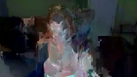 Red -  online show from February 11, 4:22 pm