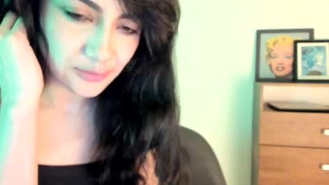 red_flower203 online show from March 6, 1:37 am