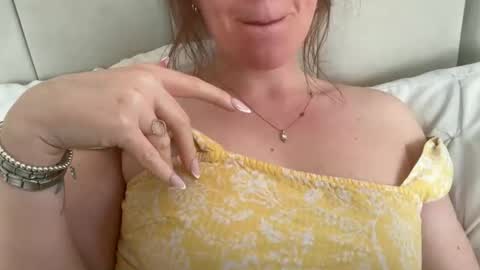 Rosie online show from April 13, 11:47 am