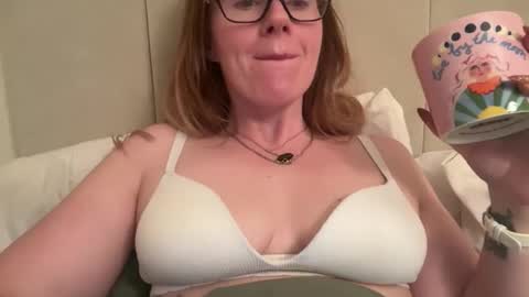 Snapshot of red_head_rosie_69 chatting on October 5, 6:26 pm Rosie online show from October 5, 6:26 pm