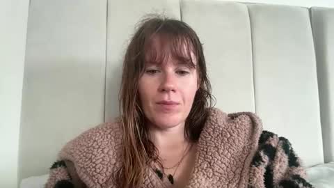 Snapshot of red_head_rosie_69 chatting on October 13, 9:11 am Rosie online show from October 13, 9:11 am
