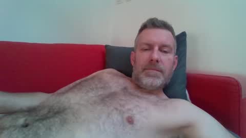 Red online show from December 6, 7:59 am