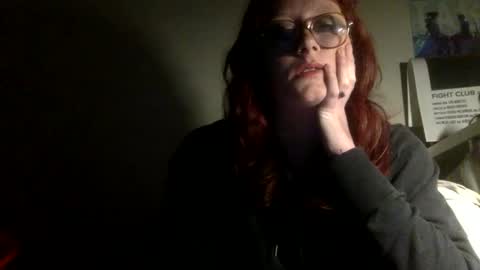 redcassie666 online show from March 27, 2:39 am