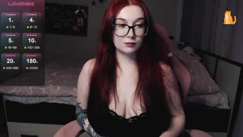 Lina online show from April 11, 9:35 am