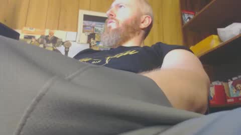 theredhead4fun online show from January 18, 6:43 pm