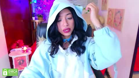 Lili Lopez online show from January 12, 8:05 pm