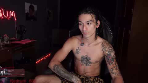 Red online show from March 3, 3:46 am