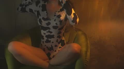 Snapshot of redsparrow__ chatting on November 1, 9:58 pm Red online show from November 1, 9:58 pm