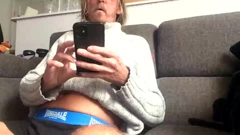 Snapshot of redspider1543 chatting on October 29, 1:24 pm Redspider154 online show from October 29, 1:24 pm