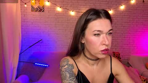 Snapshot of reginahawkinss chatting on October 2, 8:46 am ReginaHawkinss online show from October 2, 8:46 am