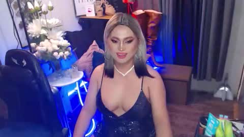 Red Ivy online show from March 6, 11:53 am