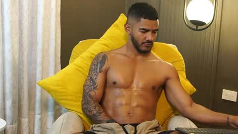 Reik online show from March 19, 1:05 pm