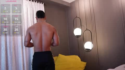 Reik online show from April 27, 12:14 pm