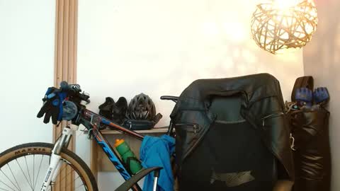   REIKO  online show from November 28, 5:31 pm