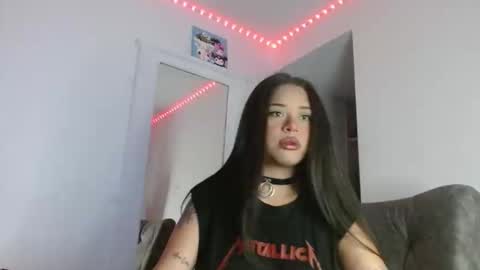 reina_reina online show from October 17, 11:31 pm