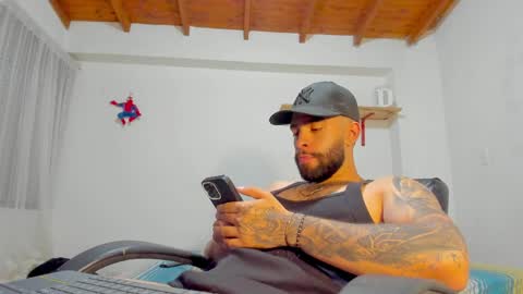 Rmy Steen online show from April 18, 12:23 am