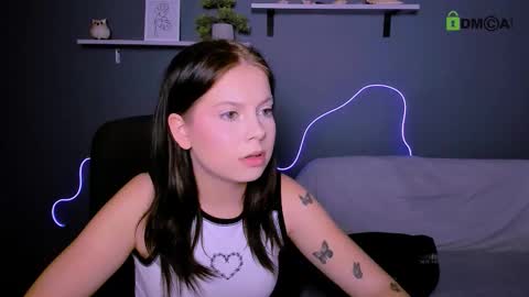 Snapshot of renata_sweety chatting on September 22, 1:26 pm renata_sweety online show from September 22, 1:26 pm