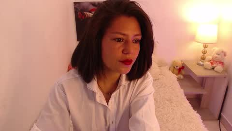 Snapshot of renataj chatting on October 14, 1:36 pm renataj online show from October 14, 1:36 pm