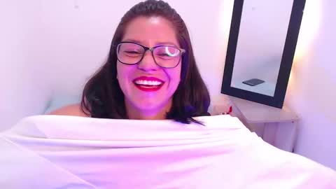 renataj online show from December 2, 11:08 am