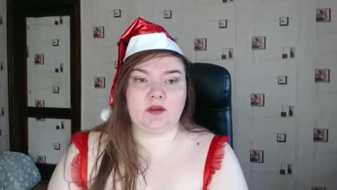 renataoia online show from December 4, 12:38 pm