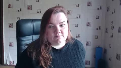 renataoia online show from April 18, 9:44 am