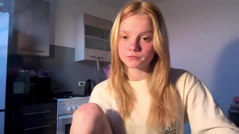 Tiffany online show from April 18, 2:35 am