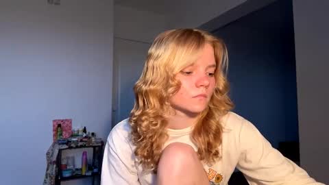 Tiffany online show from April 5, 3:03 am