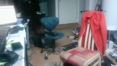 renefr online show from January 8, 8:09 am