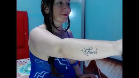 Snapshot of renesmee_tanner chatting on September 25, 4:52 am renesmee tanner online show from September 25, 4:52 am