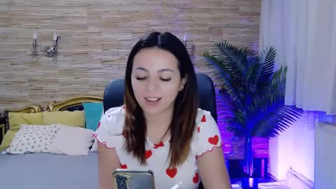 renesmesweet online show from February 26, 9:55 am