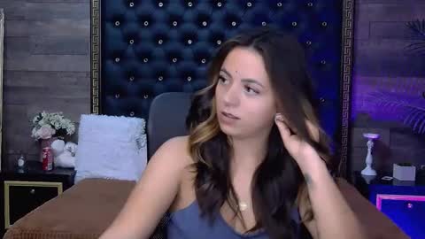 renesmesweet online show from October 14, 11:35 am