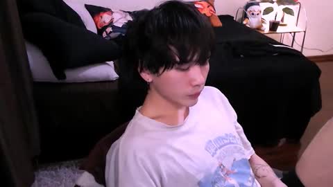 rennuts online show from November 17, 3:14 pm