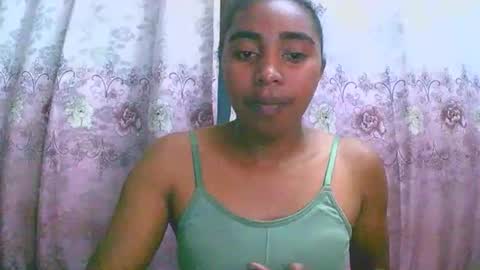 Snapshot of rephaleta chatting on September 25, 11:06 am Rephaleta online show from September 25, 11:06 am