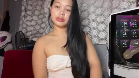 HAZEL online show from February 19, 10:53 pm