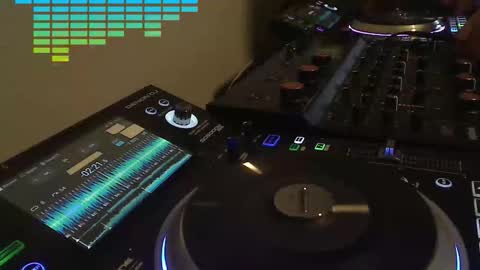 GearPorn online show from November 24, 9:35 pm