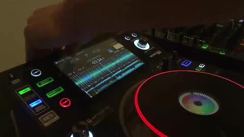 Snapshot of reticuli chatting on December 5, 5:10 am GearPorn online show from December 5, 5:10 am