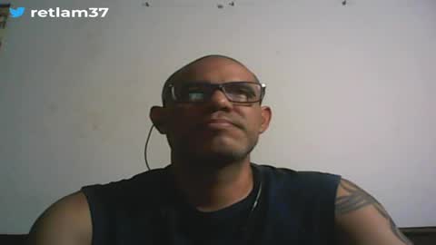 Snapshot of retlam37 chatting on February 17, 5:36 am Walter online show from February 17, 5:36 am