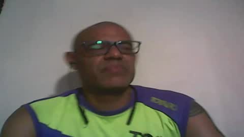 Snapshot of retlam37 chatting on February 22, 7:23 am Walter online show from February 22, 7:23 am