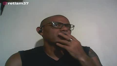 Snapshot of retlam37 chatting on March 3, 4:58 am Walter online show from March 3, 4:58 am