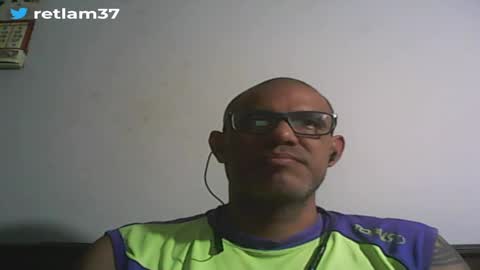 Snapshot of retlam37 chatting on January 27, 4:41 am Walter online show from January 27, 4:41 am