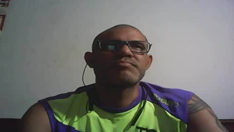 Snapshot of retlam37 chatting on February 18, 6:15 am Walter online show from February 18, 6:15 am