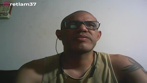 Snapshot of retlam37 chatting on February 8, 7:48 am Walter online show from February 8, 7:48 am