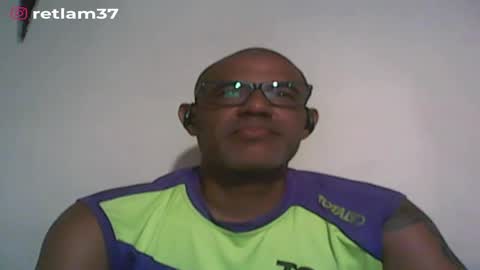 Snapshot of retlam37 chatting on March 4, 5:32 am Walter online show from March 4, 5:32 am