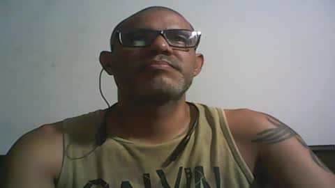 Snapshot of retlam37 chatting on February 19, 5:27 am Walter online show from February 19, 5:27 am